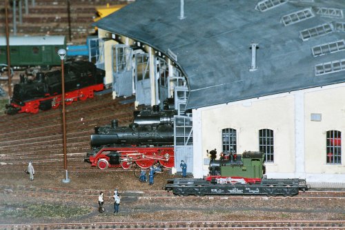im Bahnbetriebswerk