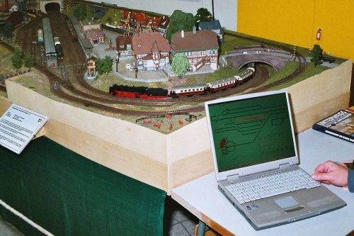 Digital gesteuerte Anlage