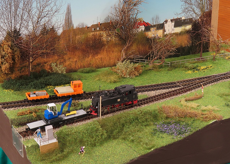 Kreuzung von Normalspur und Schmalspurbahn